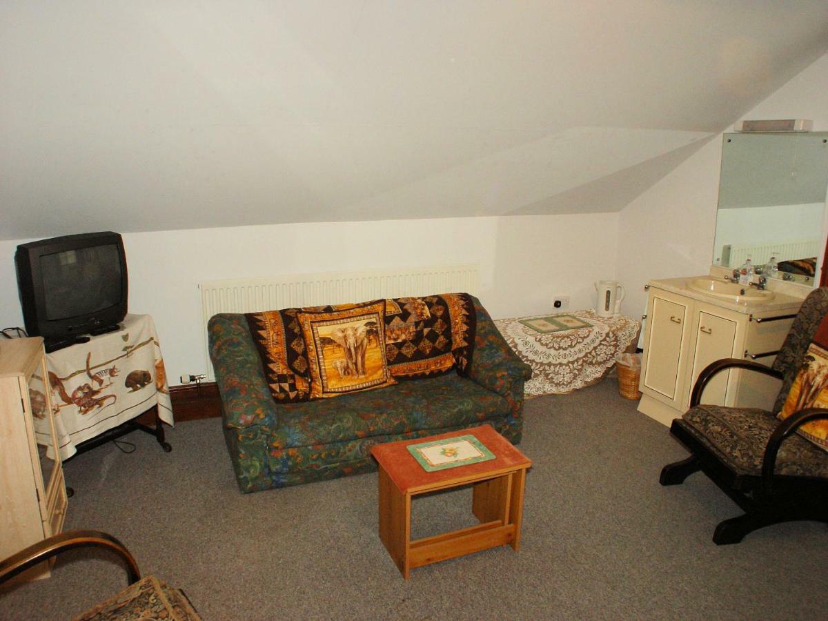 Glencoed B&B 렉섬 외부 사진